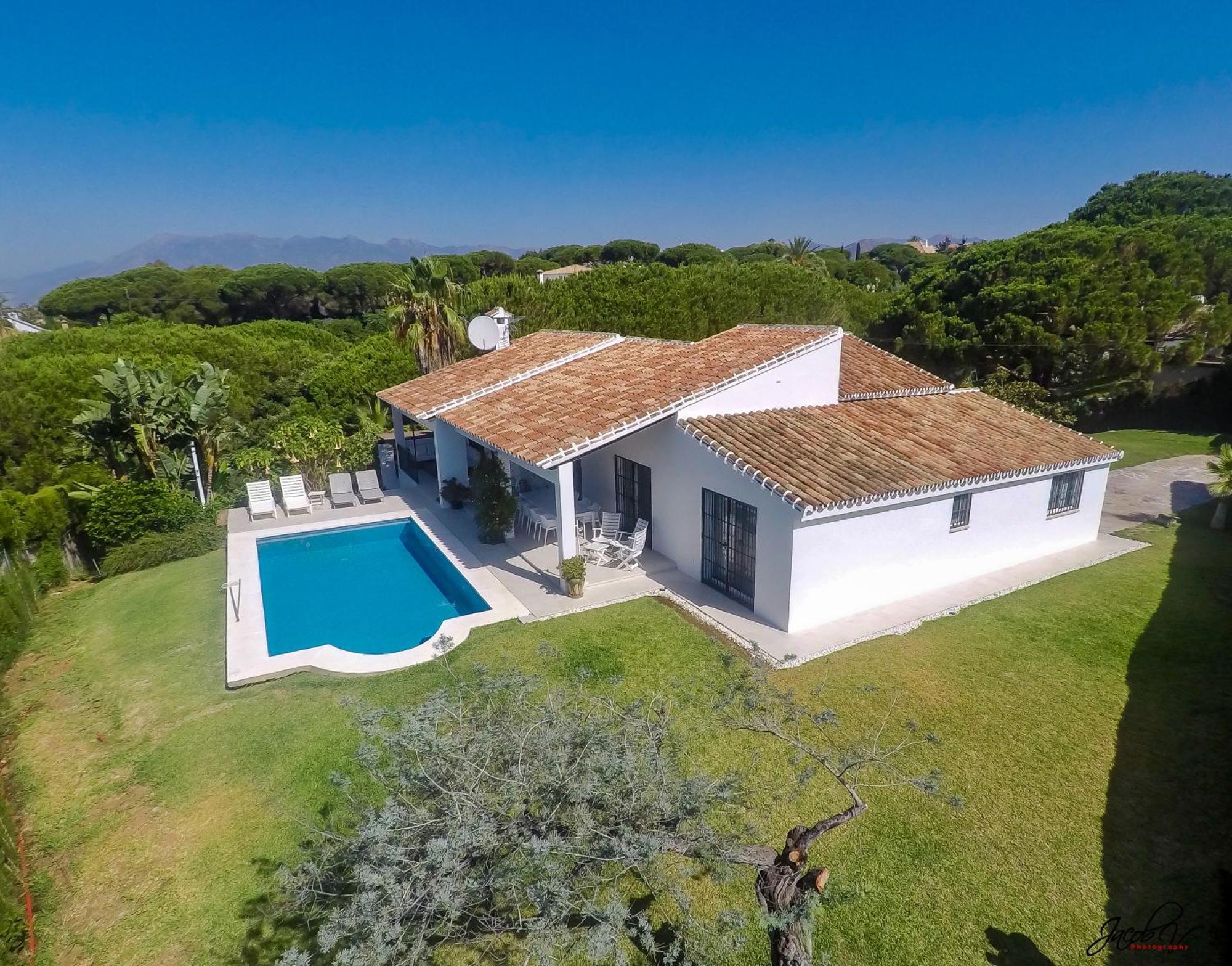 Great Villa Near Beach And Marbellac Extérieur photo
