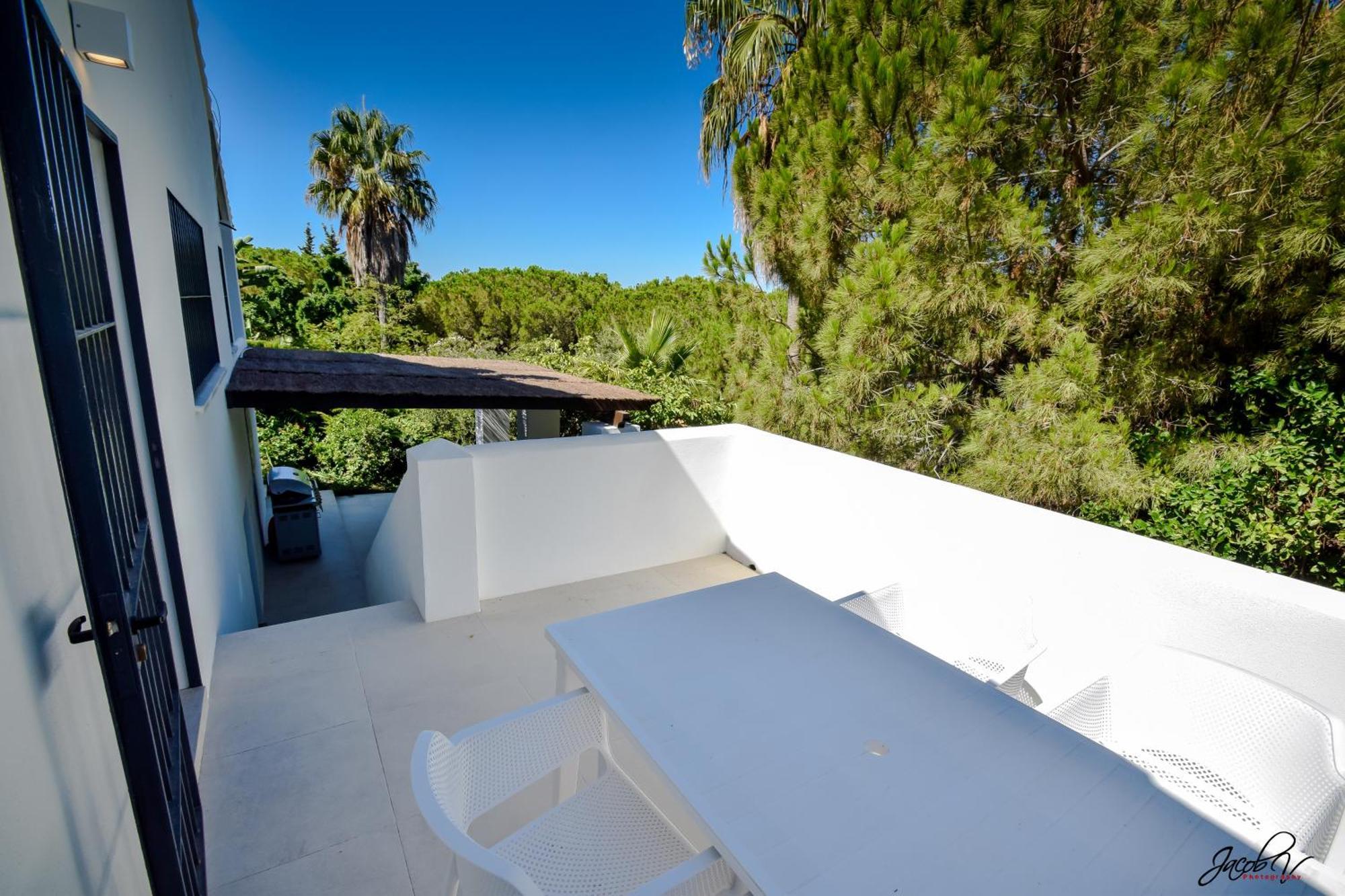 Great Villa Near Beach And Marbellac Extérieur photo